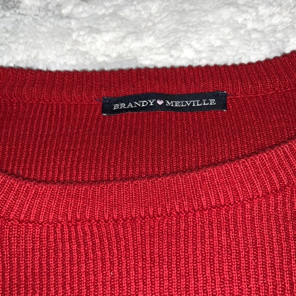 RARELY WORN!! brandy melville cropped sweater!! size: s - Picture 3 of 3